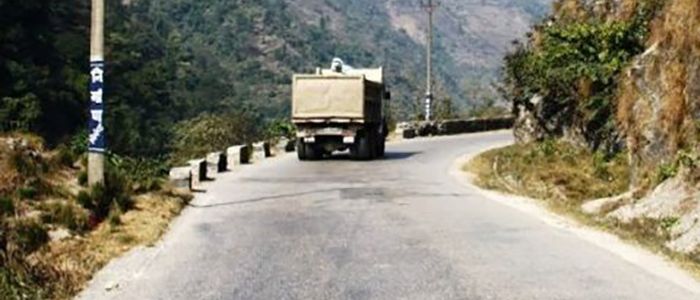 अवरुद्ध त्रिभुवन राजपथ २४ घण्टापछि खुलाइयो